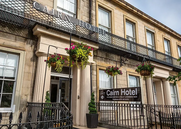 Cairn Hotel & Apartments